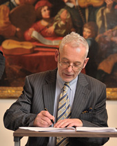 Pasirašant bendradarbiavimo sutartį tarp Vavelio karališkosios pilies ir Valdovų rūmų muziejaus (2009 m. kovas)